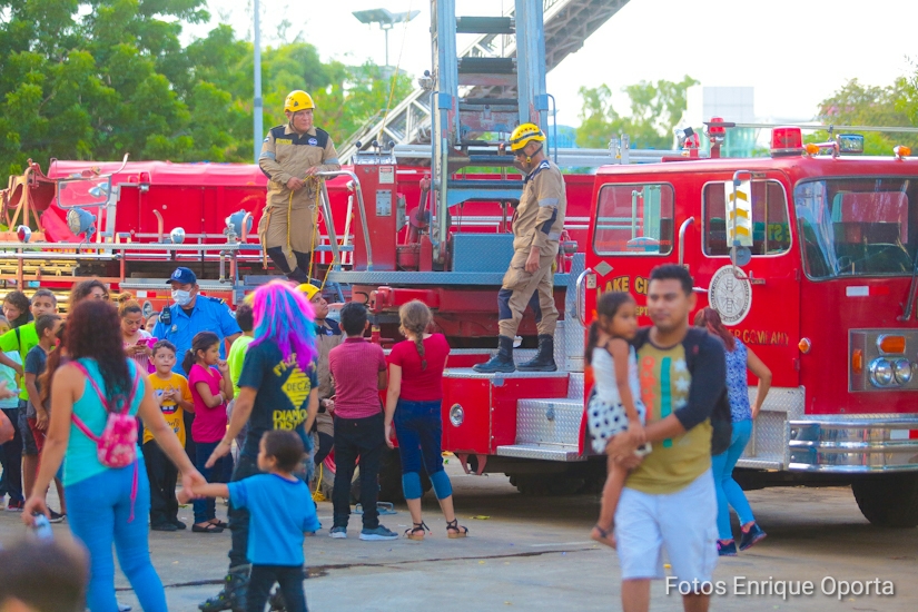 BOMBEROS
